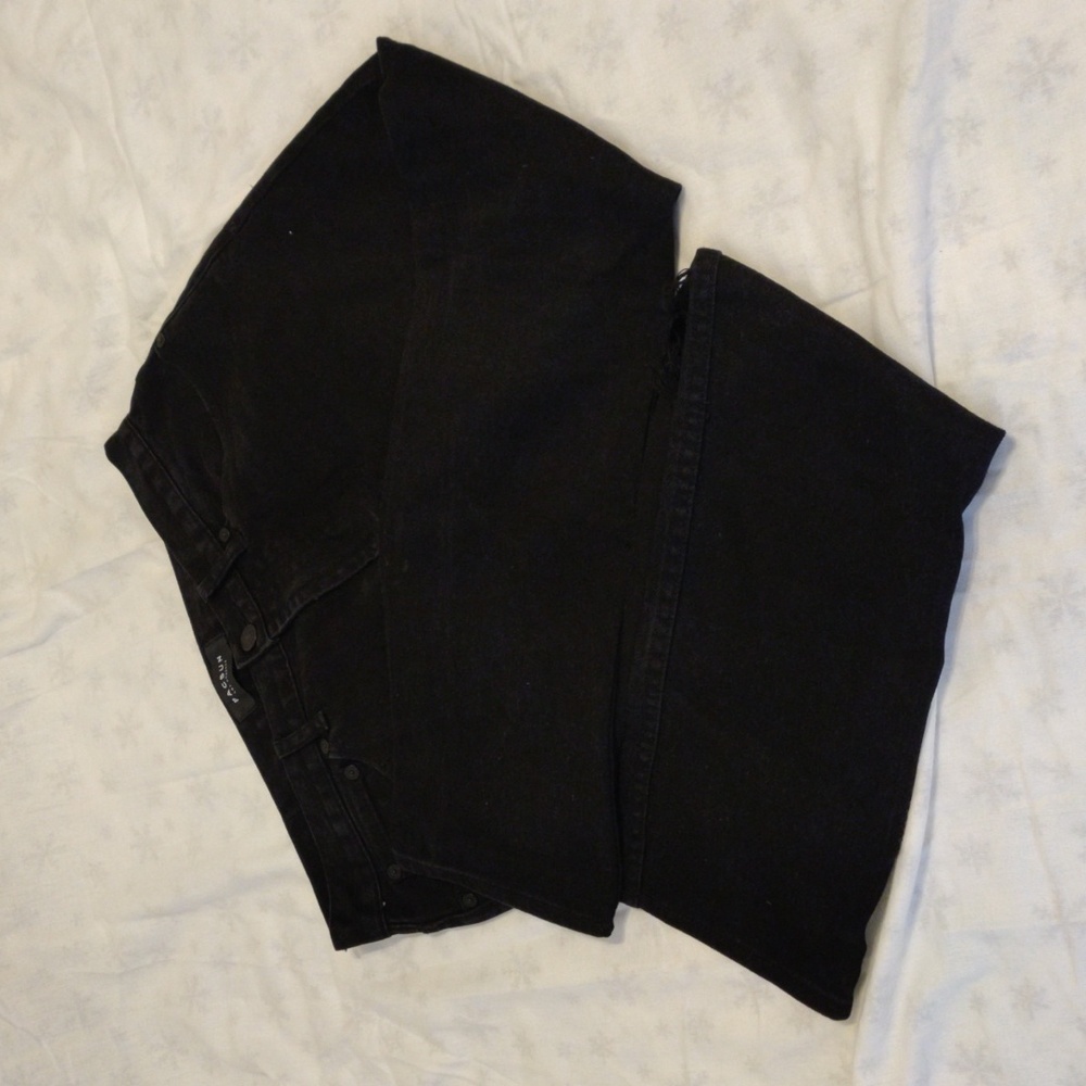 Pacsun.  Men's ripped Knee Jean Pants.